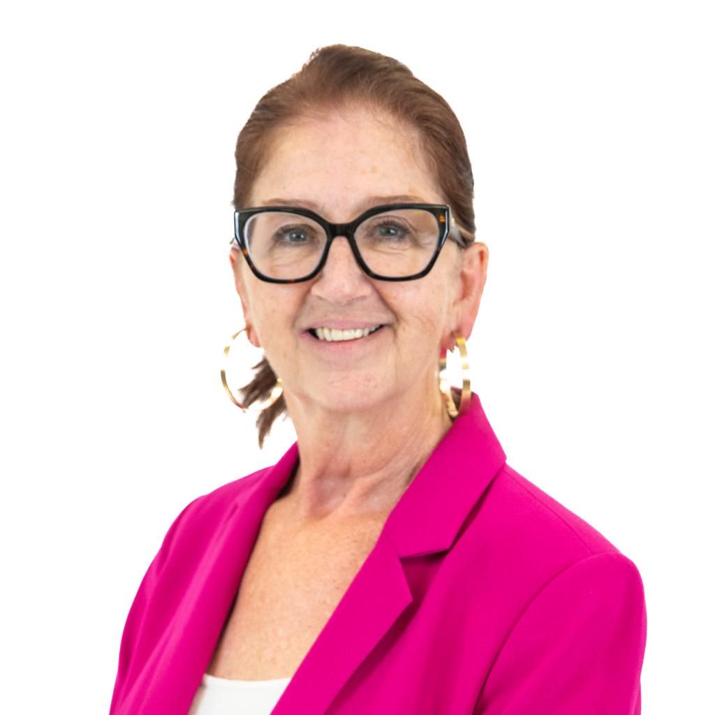 Lora Snyder