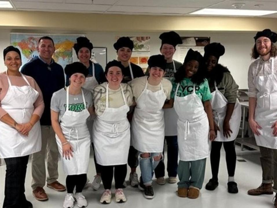 Fueling for Success participants in the Kitchen Lab at The Gunter-Smith Center for Community Engagement.