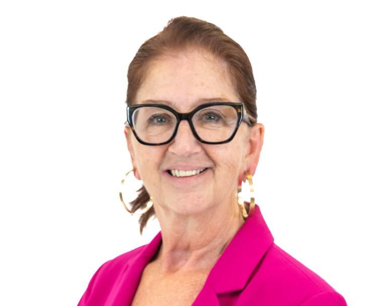Lora Snyder