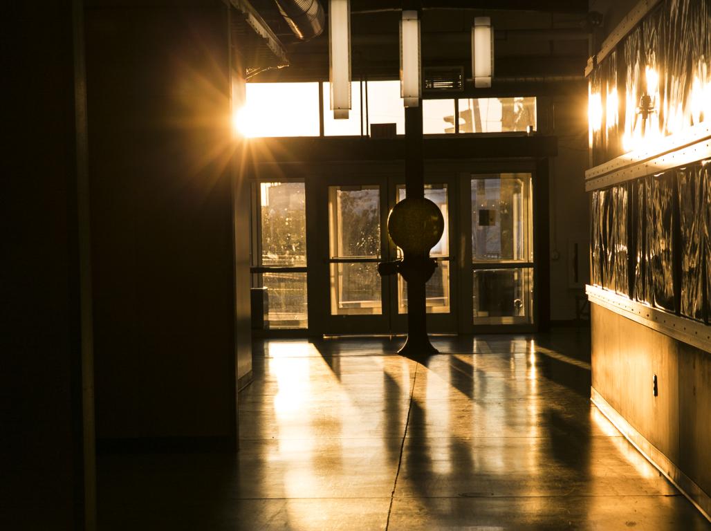 Picture of the main hallway in Kinsley Engineering Center