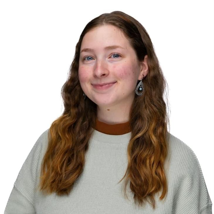 Anna-Howard-headshot